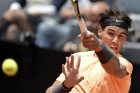 Nadal niepokonany na normalnej "mączce"