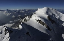 Najwyższa góra Europy "skurczyła się" o metr