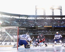 NHL. Buffalo Sabres - New York Rangers 2-3 po dogrywce w Winter Classic
