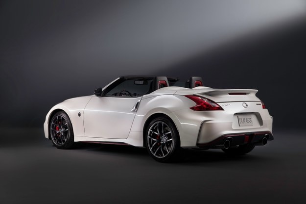 Nissan prezentuje 370Z Nismo w wersji Roadster Nissan 370Z Nismo Roadster concept /Nissan