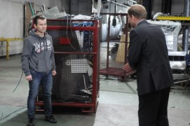 O ile jednak Rafał zostanie tylko lekko draśnięty kulą, o tyle Artur zapadnie w śpiączkę po silnym uderzeniu w głowę. Gdy się obudzi, okaże się, że stracił pamięć. Nie wie, kim jest i nikogo nie będzie poznawał.