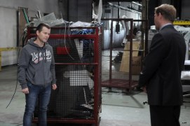 O ile jednak Rafał zostanie tylko lekko draśnięty kulą, o tyle Artur zapadnie w śpiączkę po silnym uderzeniu w głowę. Gdy się obudzi, okaże się, że stracił pamięć. Nie wie, kim jest i nikogo nie będzie poznawał.