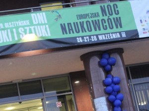 Olsztyńską noc naukowców zorganizowano w bibliotece Uniwersytetu Warmińsko-Mazurskiego /Piotr Bułakowski /RMF FM