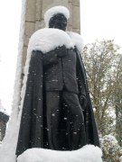 Orkan w gustownej etoli i aureoli ;)