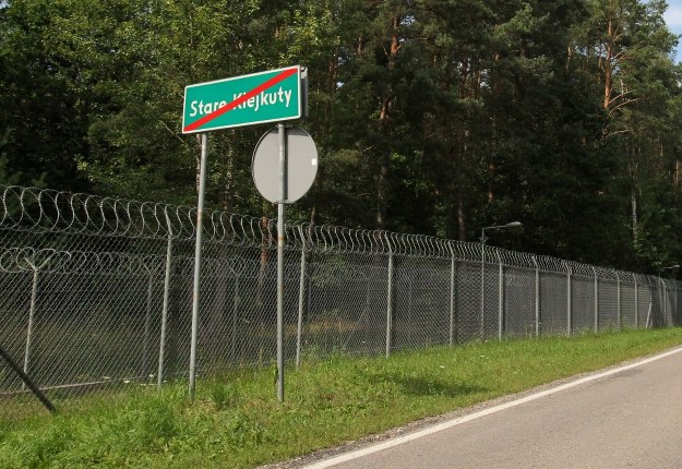 Ośrodek Kształcenia Kadr Wywiadu w Starych Kiejkutach na Mazurach - to tu mieli być przetrzymywani terroryści z Al Kaidy /Tomasz Waszczuk /PAP