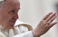 Papież wzywa do walki z "trzecią wojną światową w kawałkach"