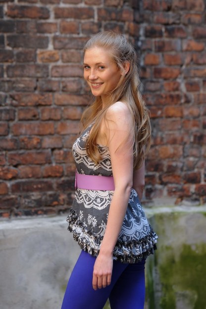 Paulina Chapko zagra Kasię Chudziszewską, 17-letnią córkę Loli (Dorota Segda) i Chudego (Cezary Żak), czyli głównych bohaterów serialu „Chudy i jego ludzie”. 