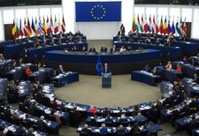 PE przestrzega przed wtrącaniem się Rosji w sprawy UE