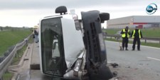 Piotrków Trybunalski: Zderzenie ciężarówki, busa i lawety na S8. Siedem osób rannych