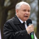 PiS wygrywa w sondażach, bo "Kaczyński jest mniej widoczny"