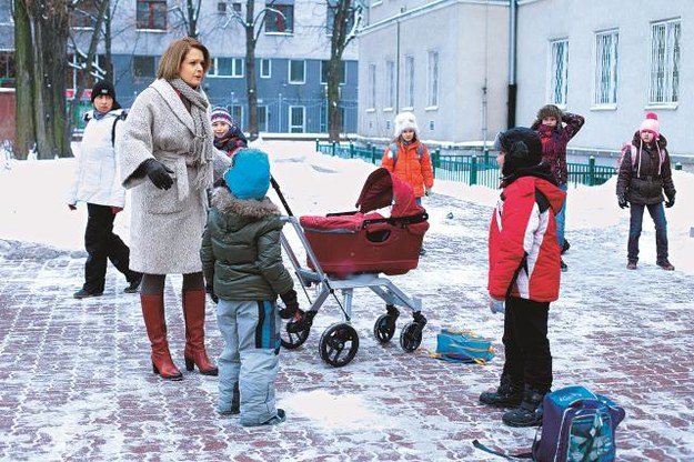 Daria Widawska: Dorota to dobry duch kancelarii Praca zawodowa oraz prowadzenie domu z trójką dzieci to dla Doroty (Daria Widawska) duże wyzwanie. /Mat. Prasowe