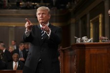 Prasa: Trump wygłosił konwencjonalne przemówienie