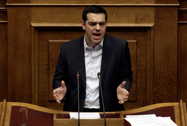 Alan Greenspan: Grecja wyjdzie ze strefy euro Premier Grecji Alexis Cipras /YANNIS KOLESIDIS /PAP/EPA