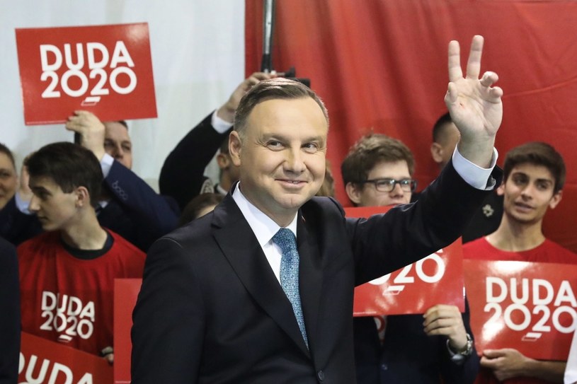 Wybory prezydenckie Na kogo chcą głosować Polacy Sondaż CBOS Fakty