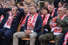 Prezydent: Biało-Czerwoni, stało się. Trudno, głowa do góry