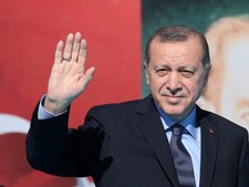 Przedłożono projekt zmian konstytucji, by wzmocnić Erdogana
