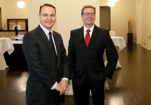 Radosław Sikorski i Guido Westerwelle w Berlinie /PAP/EPA