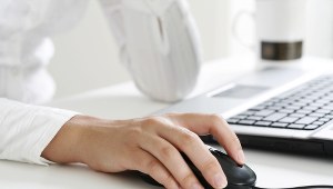Rejestracja bezrobotnych online dla bogatych lub młodych