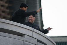 Rocznicowa defilada w Korei Północnej