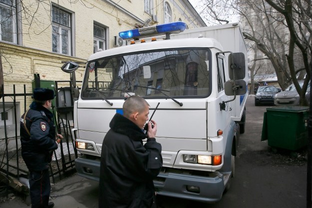 Rosyjska policja [zdj. ilustracyjne] /PAP/EPA/YURI KOCHETKOV /PAP/EPA