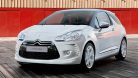 Rywal mini i pierwszy citroën z prestiżowej serii DS. Oryginalna linia, mnóstwo indywidualnie dobieranych akcesoriów (aż 6 kolorów kokpitu). Staranne wykończenie, wygodne fotele. Bagażnik 285–980 l, ceny od 57 800 zł.