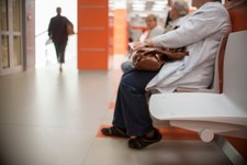 "Rz": Ginekolog zajmie się osteoporozą, internista wyleczy wątrobę