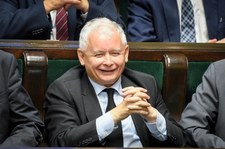 "Rz": Najnowszy sondaż: 37,7 proc. dla PiS, 19,9 proc. dla PO