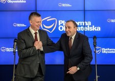"Rz": Schetyna chce uderzyć Petru