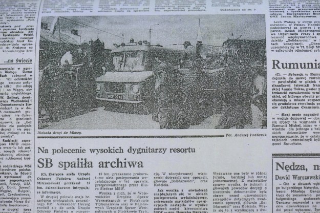 Rząd chce obniżyć SB-eckie emerytury. Są dwa pomysły 