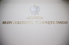 "Rzeczpospolita": Wielka czystka w ABW
