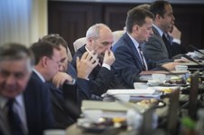 "Rzeczpospolita" wystawiła ministrom cenzurki 