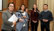 "SE": Wspierali PiS, rząd dał im miliony