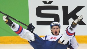 Słowacja lepsza od Czechów. Zagra w finale hokejowych MŚ
