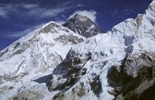 Śmierć 85-latka podczas próby zdobycia Mount Everestu