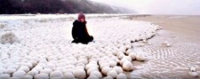 Śnieżne kule na Syberii. Cud natury, czy tajemna siła?
