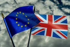 Sondaż: Przewaga zwolenników Brexitu wzrasta