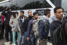 Sondaż: Uchodźcy oznaczają wzrost terroryzmu