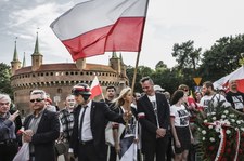 Sondaż: Większość Polaków przeciw odczytaniu apelu smoleńskiego 1 sierpnia 