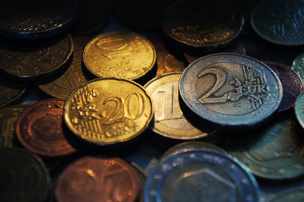 Polska zarobiła na emigracji Polaków Spadek bezrobocia i 41 mld EUR kapitału - tak gospodarka korzysta na Polakach za granicą /sxc.hu
