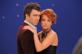 - Spektakl zaczynamy o 22.00. Po nim, czyli około północy, gdy będę miał już wolne, pewnie wybiorę się na świętowanie. W jaki sposób i gdzie dokładnie? Tego wciąż jeszcze nie wiem  - mówi aktor. 