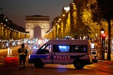 Strzelanina w Paryżu: Policjanci zaatakowani na Polach Elizejskich