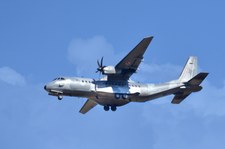 "Super Express": Rząd wylatał osiem milionów złotych