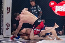 Szymon Kołecki zaczyna karierę w MMA. Seria nokautów