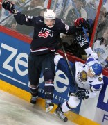 USA - Kazachstan 3-2 w hokejowych MŚ