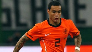 Van der Wiel gotowy na przenosiny do Realu