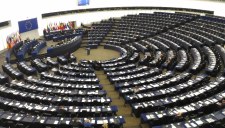 W PE rozpoczęła się debata o prawach kobiet w Polsce