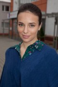 W przyszłym roku w Leśnej Górze, gdzie rozgrywa się akcja serialu "Na dobre i na złe", pojawi się Anna Czartoryska. Sprawdź, w jakiej roli!

Jakkolwiek nie patrzeć, 27-letnia Anna Czartoryska dołączyła do grona serialowych rekordzistów. W jesiennym sezonie zagrała Xenię w „Szpilkach na Giewoncie” oraz Paulę w „Życiu nad rozlewiskiem”. Obecnie pracuje na planie „Na dobre i na złe”. W sumie wystąpi w kilku odcinkach tego najpopularniejszego niezmiennie od lat polskiego serialu medycznego. Zobaczymy je na początku przyszłego roku. 