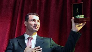 Władimir Kliczko oburzony przed walką Chisory z Haye'em