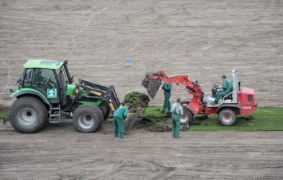 Wymiana murawy na Stadionie Narodowym