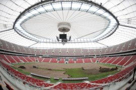 Wymiana murawy na Stadionie Narodowym